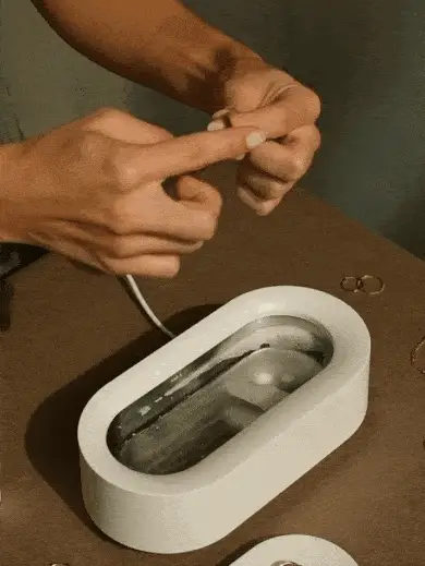 Ultrasonic cleaner ring